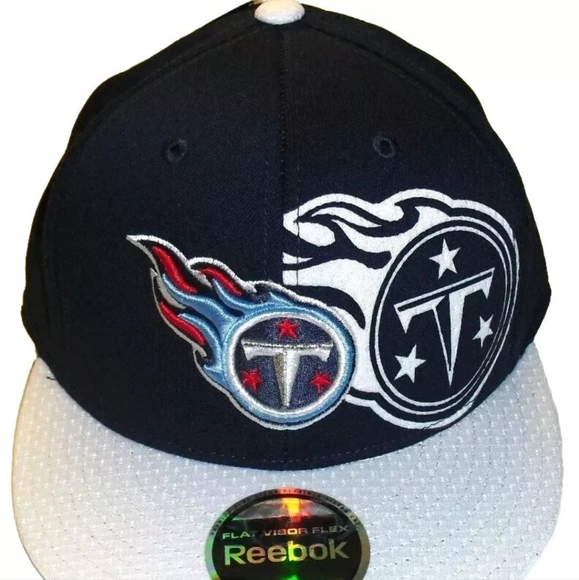 Tennessee Titans Mens Reebok Fitted hat Fits Head sizes of 6 7/8-7 1/4 New Nfl - Picture 1 of 5